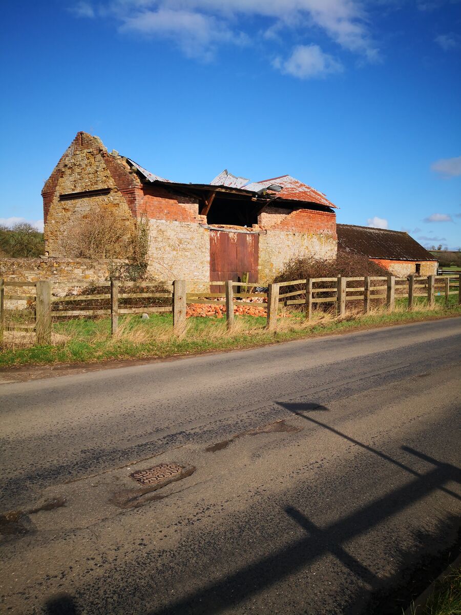 Castle barn at Braybrooke